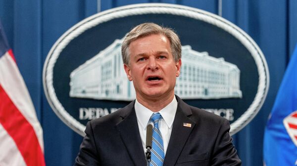 El director de la Oficina Federal de Investigaciones (FBI), Christopher Wray - Sputnik Mundo