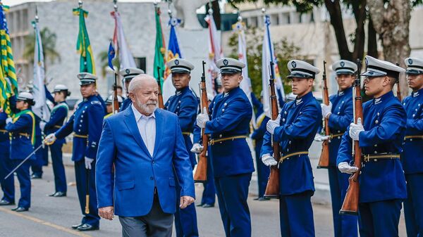 Luiz Inácio Lula da Silva, presidente de Brasil, durante una recepción-almuerzo con el Alto Mando de la Fuerza Aérea - Sputnik Mundo