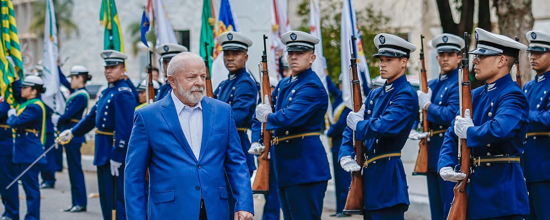 Luiz Inácio Lula da Silva, presidente de Brasil, durante una recepción-almuerzo con el Alto Mando de la Fuerza Aérea - Sputnik Mundo, 1920, 01.06.2023