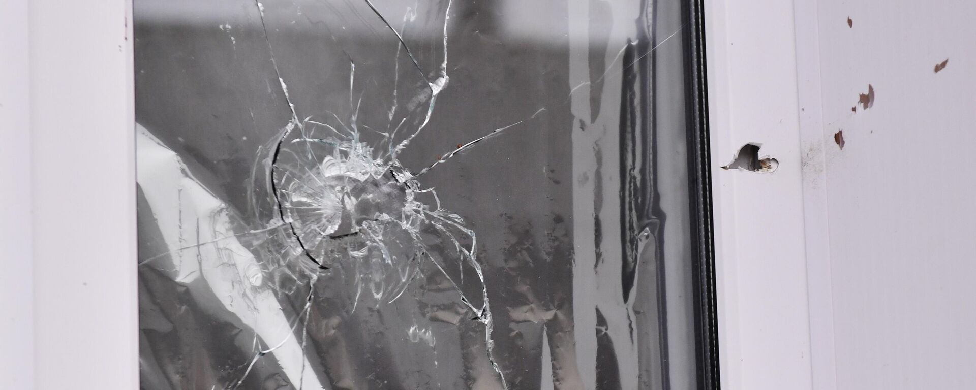 Cristal roto (imagen referencial) - Sputnik Mundo, 1920, 02.06.2023