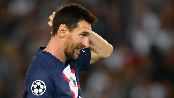 Lionel Messi reacciona durante el partido de fútbol de ida del Grupo H de la Liga de Campeones de la UEFA entre el París Saint-Germain (PSG) y la Juventus en el estadio Parc des Princes de París, el 6 de septiembre de 2022 - Sputnik Mundo