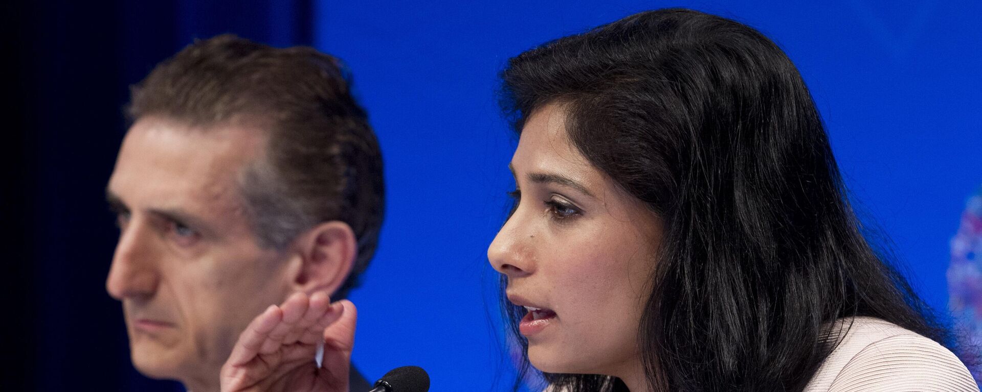 Gita Gopinath, subdirectora gerente del Fondo Monetario Internacional - Sputnik Mundo, 1920, 05.06.2023