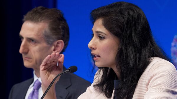 Gita Gopinath, subdirectora gerente del Fondo Monetario Internacional - Sputnik Mundo