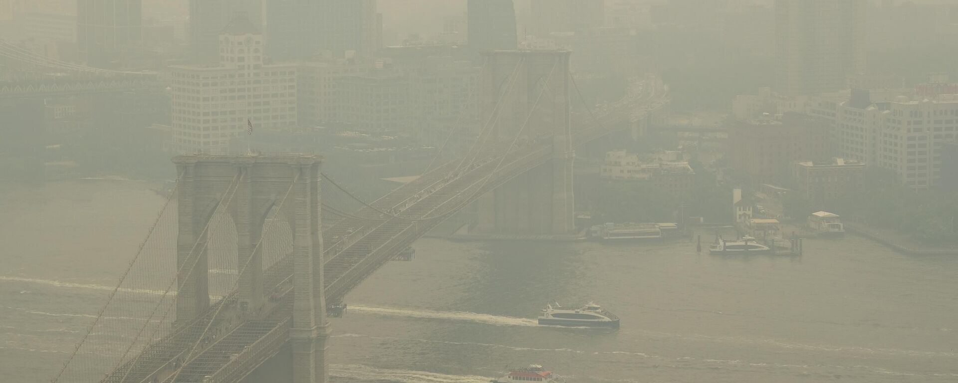 El humo de los incendios forestales de Canadá se está extendiendo por la costa este y el medio oeste de EEUU  - Sputnik Mundo, 1920, 07.06.2023