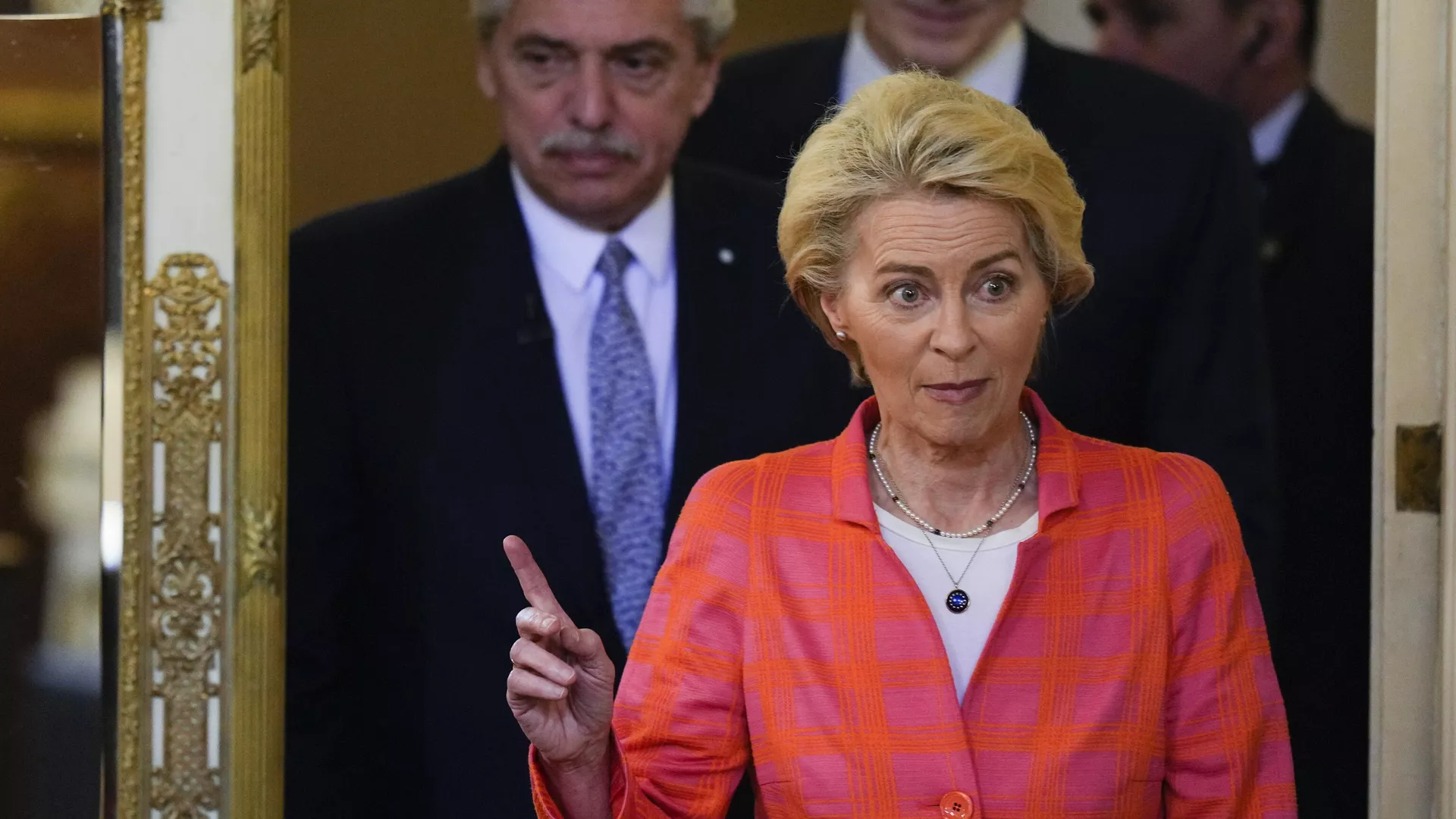 Ursula von der Leyen con el presidente argentino Alberto Fernández