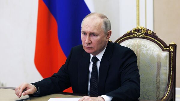 Vladímir Putin, el presidente de Rusia, celebra una reunión operativa con los miembros permanentes del Consejo de Seguridad de Rusia por videoconferencia, el 22 de junio de 2023  - Sputnik Mundo