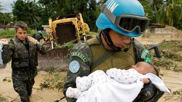 Durante 15 años, la ONU desplegó misiones de paz - Sputnik Mundo