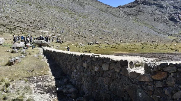 Represa prehispánica Ricococha Alta, Cordillera Negra, Perú - Sputnik Mundo