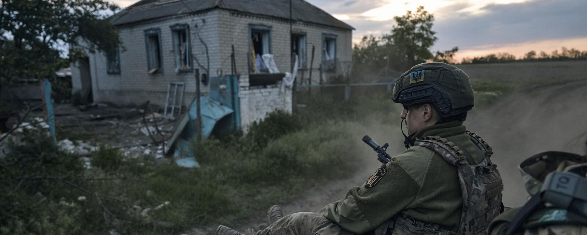 Un soldado ucraniano en la región de Lugansk, el 21 de mayo de 2023 - Sputnik Mundo, 1920, 07.07.2023