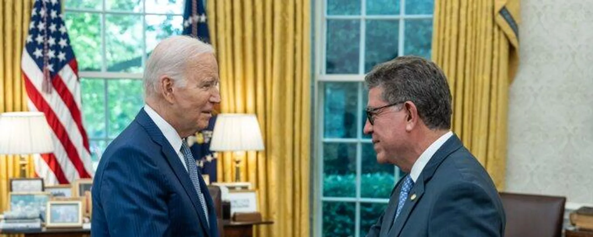 El embajador peruano en EEUU, Gustavo Meza-Cuadra, presentó sus cartas credenciales al presidente Joe Biden. - Sputnik Mundo, 1920, 01.07.2023