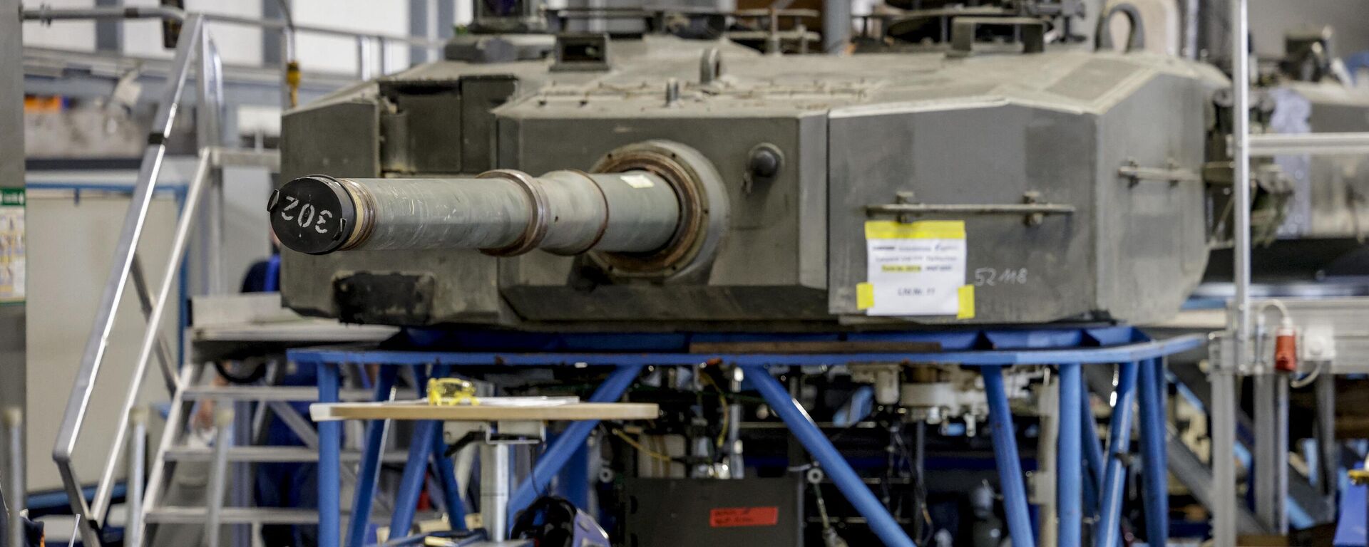 Tanque Leopard 2 en la fábrica de Rheinmetall, Alemania - Sputnik Mundo, 1920, 02.07.2023