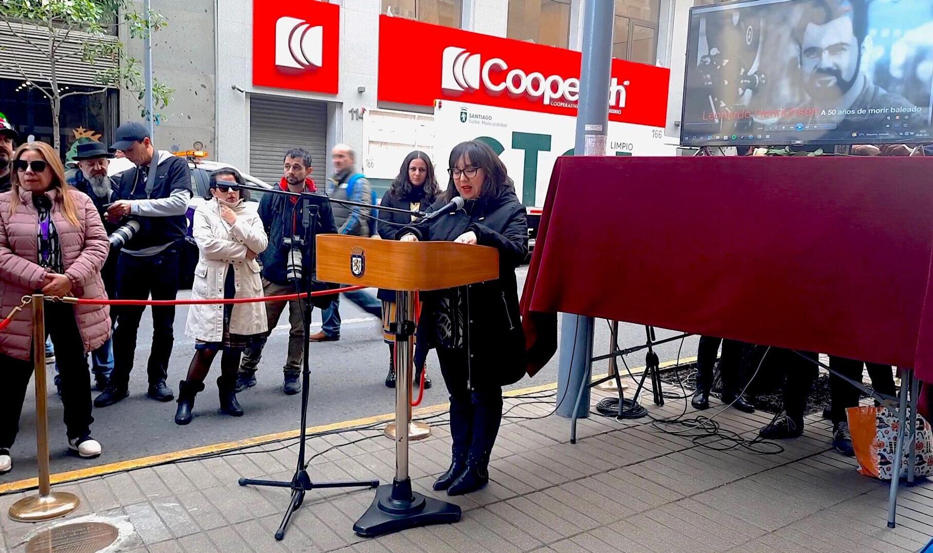 Presidenta del Colegio de Periodistas de Chile, Rocío Alorda, en el acto en homenaje al periodista Leonardo Henrichsen - Sputnik Mundo, 1920, 04.07.2023