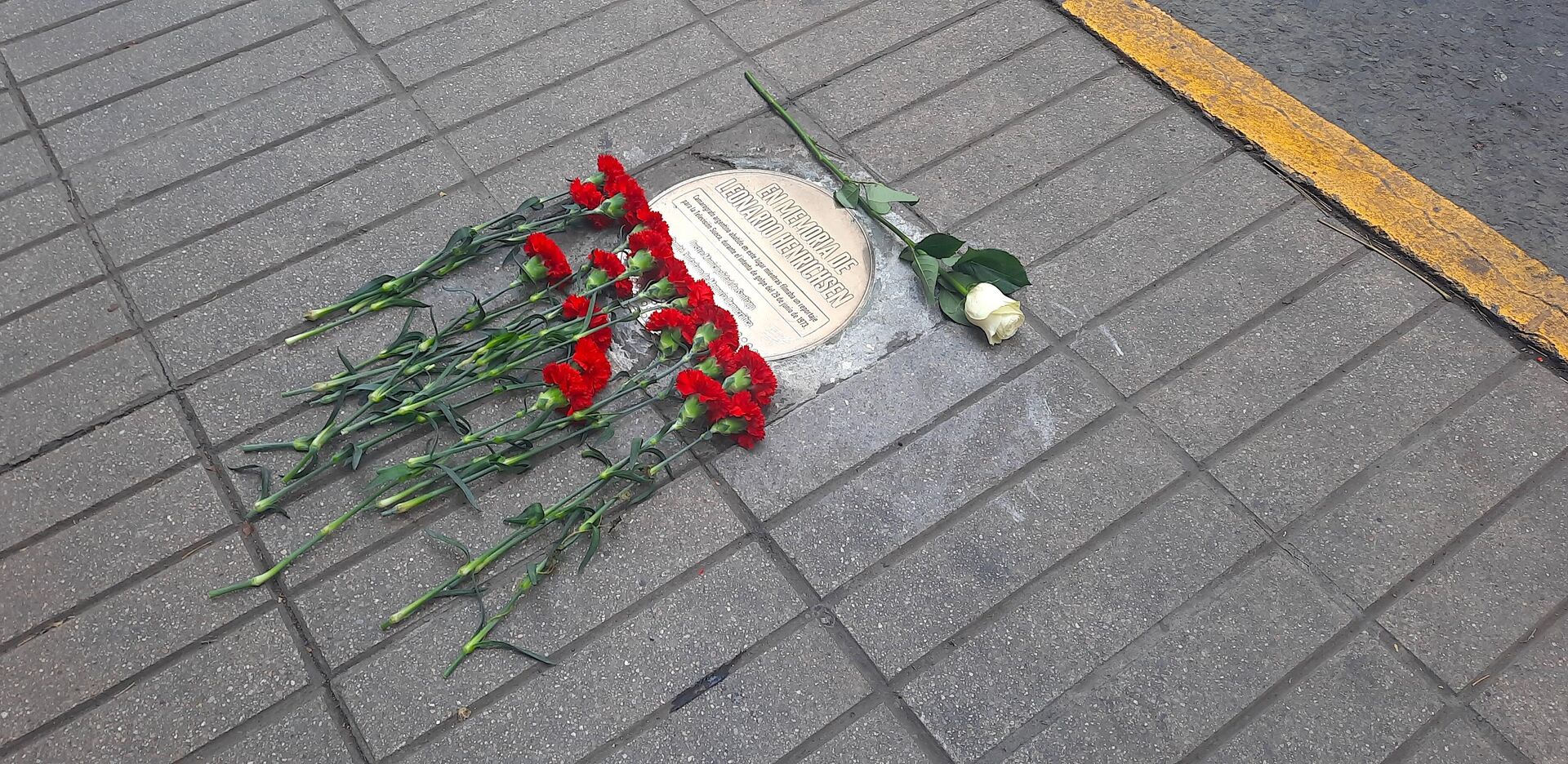 Acto en homenaje al periodista Leonardo Henrichsen - Sputnik Mundo, 1920, 04.07.2023