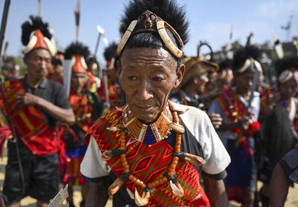 Los guerreros konyak eran conocidos por su valentía. Creían que un joven solo alcanzaba la madurez al traer la cabeza de un enemigo a la aldea. - Sputnik Mundo