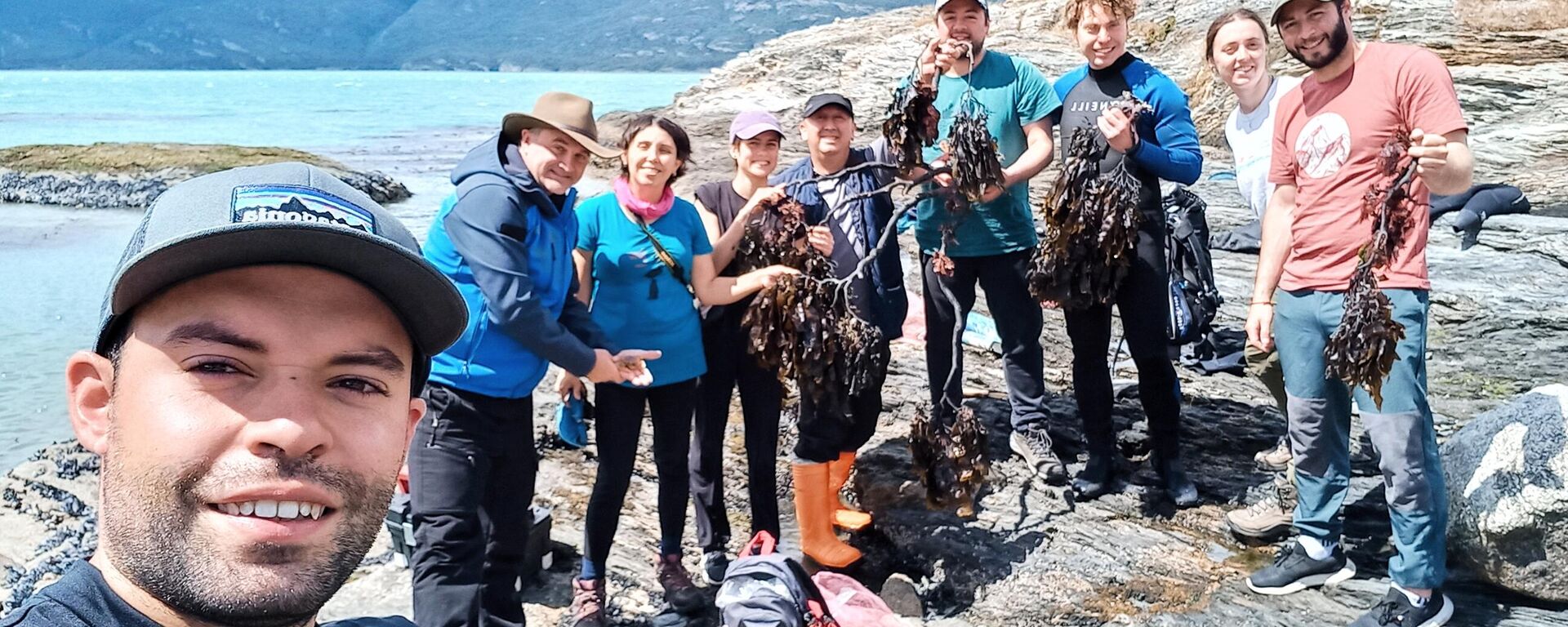 Equipo de trabajo en bahía Yendegaia - Sputnik Mundo, 1920, 06.07.2023