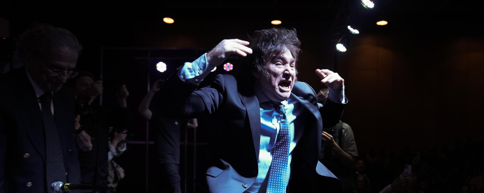 El candidato argentino Javier Milei durante un acto político - Sputnik Mundo, 1920, 08.07.2023