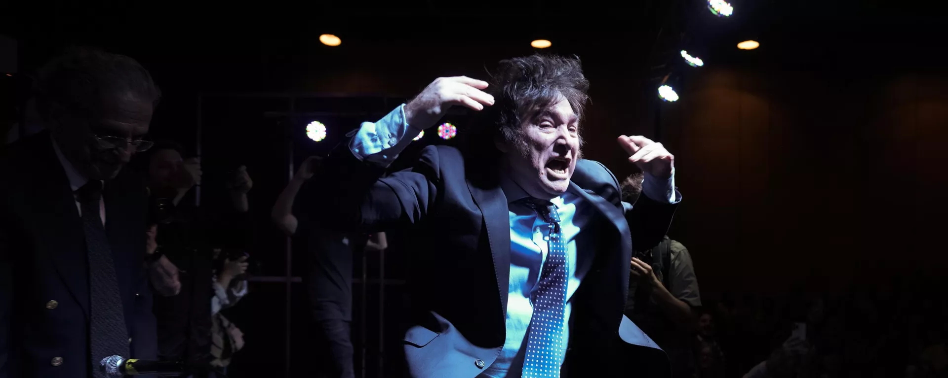 El candidato argentino Javier Milei durante un acto político - Sputnik Mundo, 1920, 08.07.2023