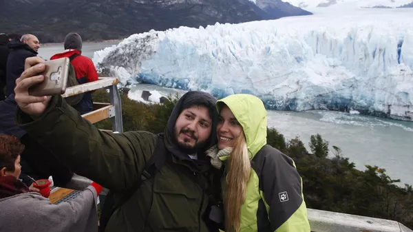 Turistas en El Calafate, Argentina - Sputnik Mundo