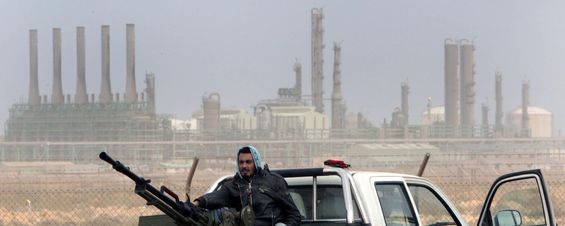 Una refinería de petróleo en el este de Libia - Sputnik Mundo, 1920, 15.07.2023