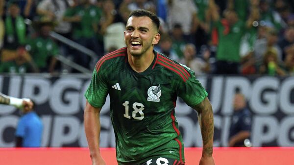 Luis Chávez, jugador mexicano - Sputnik Mundo