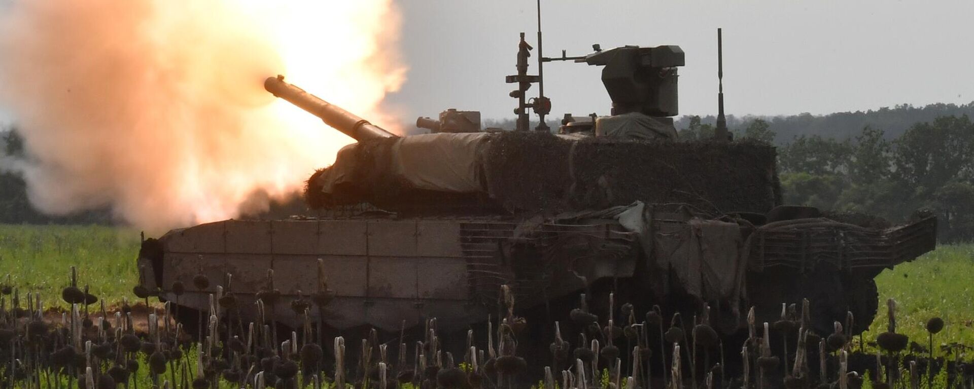El tanque ruso T-90M Proriv El tanque ruso T-90M Proriv - Sputnik Mundo, 1920, 19.07.2023