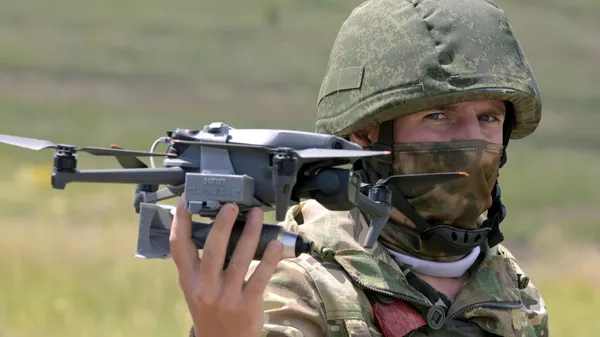 Un militar ruso  - Sputnik Mundo