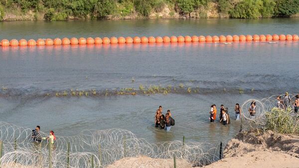 La instalación de boyas estaría violando el  Tratado de Aguas Internacionales de 1944, argumenta México - Sputnik Mundo