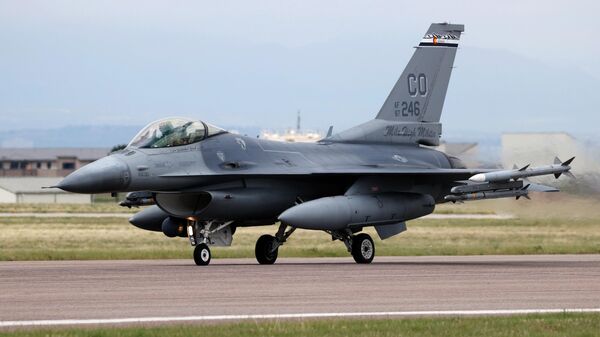 Avión de combate F-16   - Sputnik Mundo