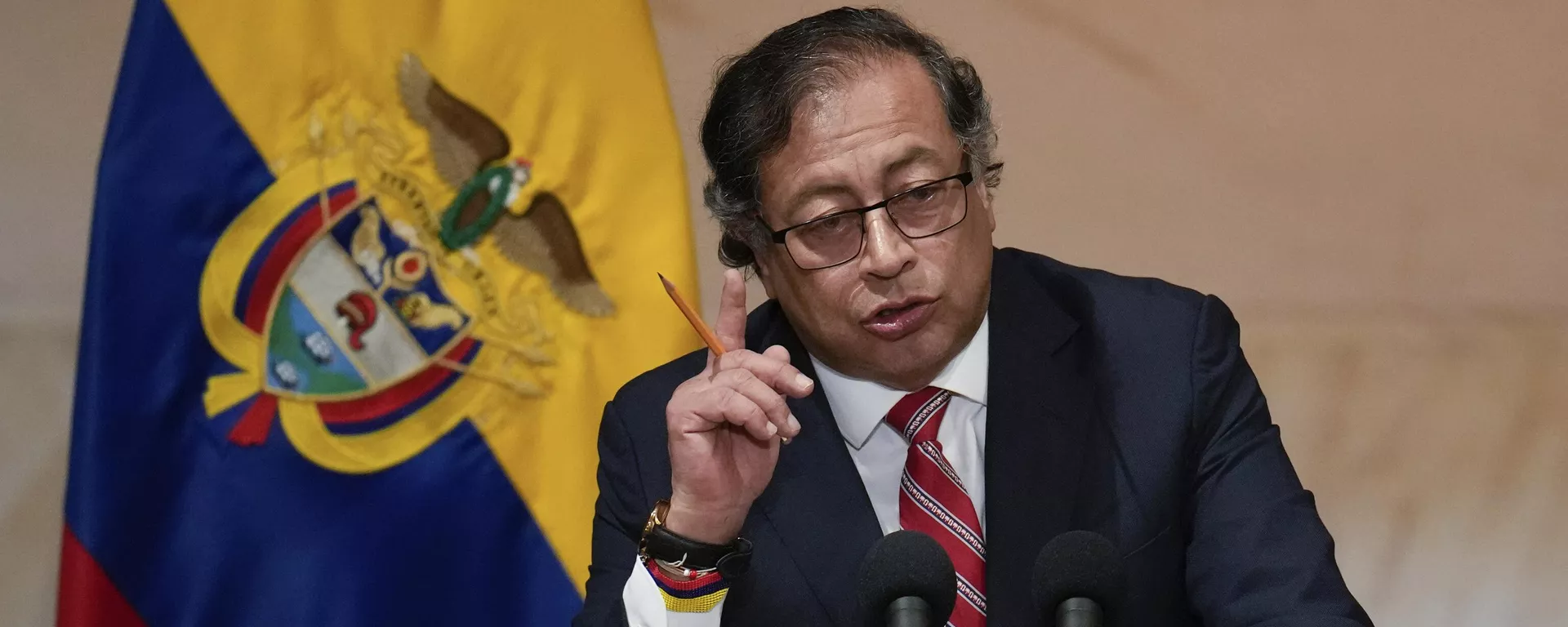 Gustavo Petro, presidente de Colombia, pronuncia un discurso durante la inauguración de una sesión del Congreso en Bogotá, Colombia, el 20 de julio de 2023. - Sputnik Mundo, 1920, 13.08.2024