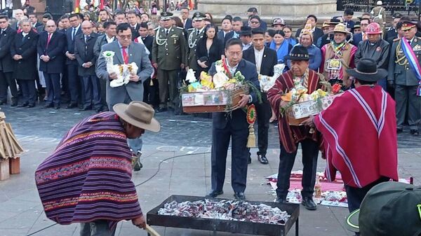 El presidente Luis Arce durante la conmemoración de la independencia boliviana - Sputnik Mundo