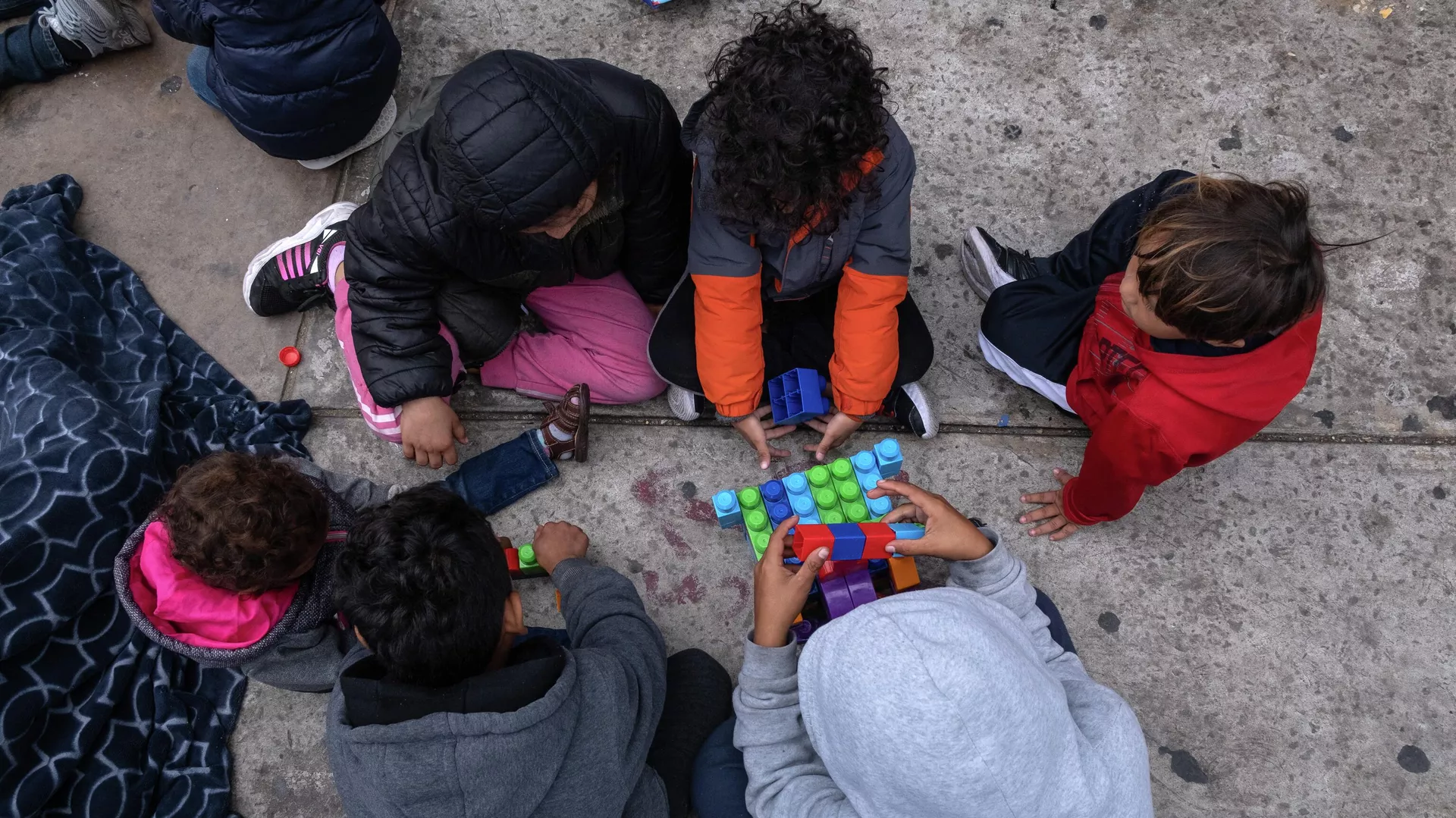 La migración de niños en la frontera entre México y Estados Unidos tuvo un repunte desde hace unas semanas.