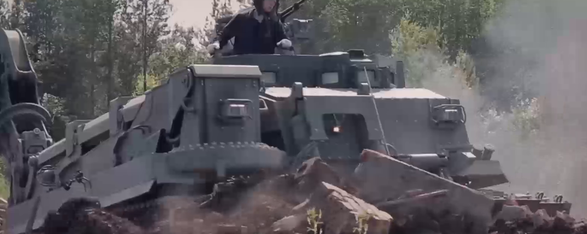 El nuevo vehículo blindado universal de ingeniería ruso UBIM - Sputnik Mundo, 1920, 11.08.2023
