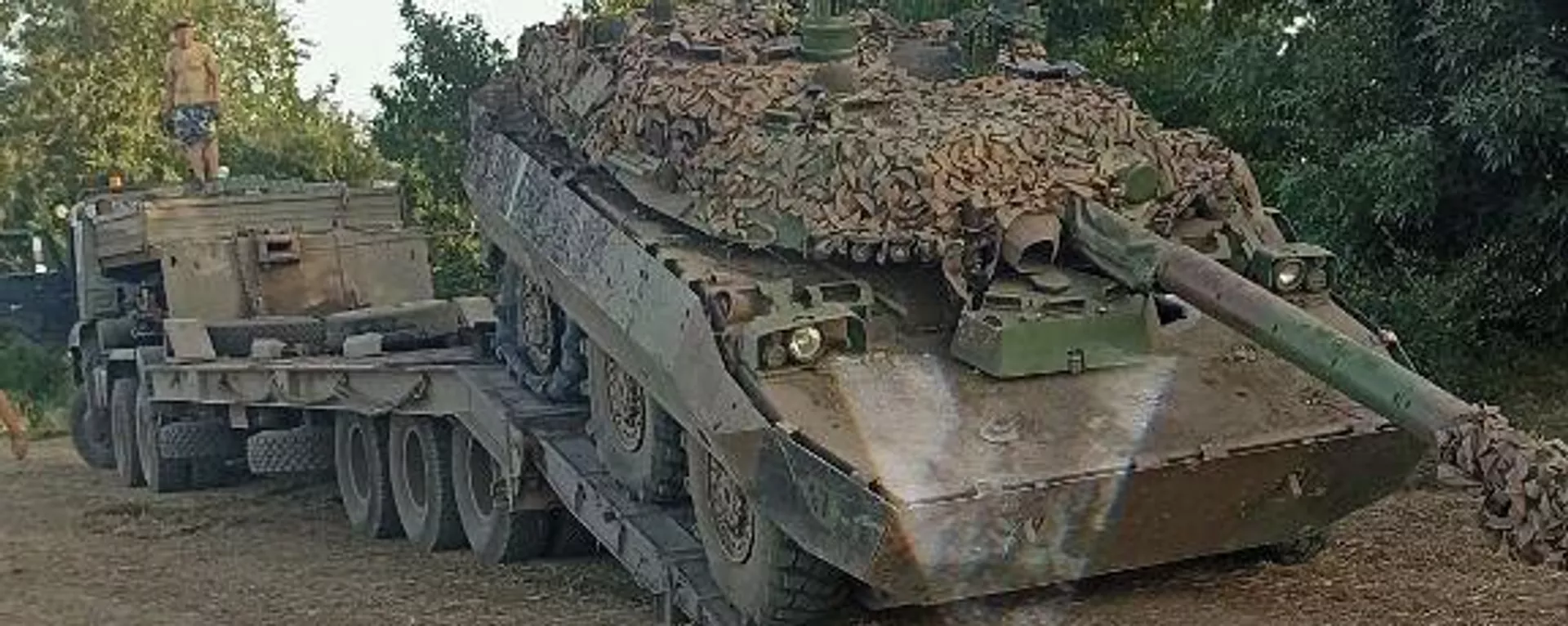 Un tanque francés AMX-10 RC capturado por el Ejército ruso de las FFAA ucranianas Un tanque francés AMX-10 RC capturado por el Ejército ruso de las FFAA ucranianas - Sputnik Mundo, 1920, 14.08.2023