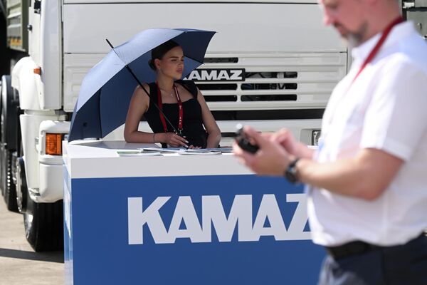 Stand de la empresa de camiones rusa Kamaz en el Foro Técnico-Militar Foro Army 2023. - Sputnik Mundo