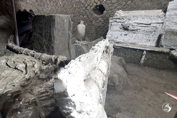 Las muebles de una habitación utilizada por los esclavos, encontrada en la ciudad romana de Civita Giuliana - Sputnik Mundo