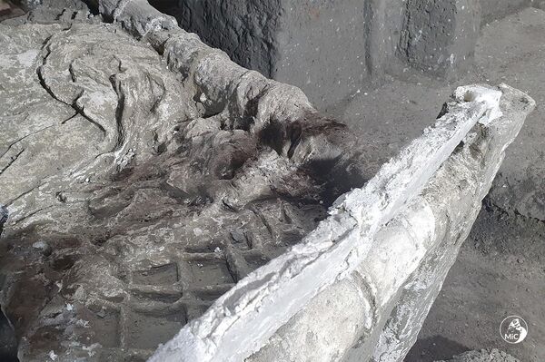 Las muebles de una habitación utilizada por los esclavos, encontrada en la ciudad romana de Civita Giuliana - Sputnik Mundo