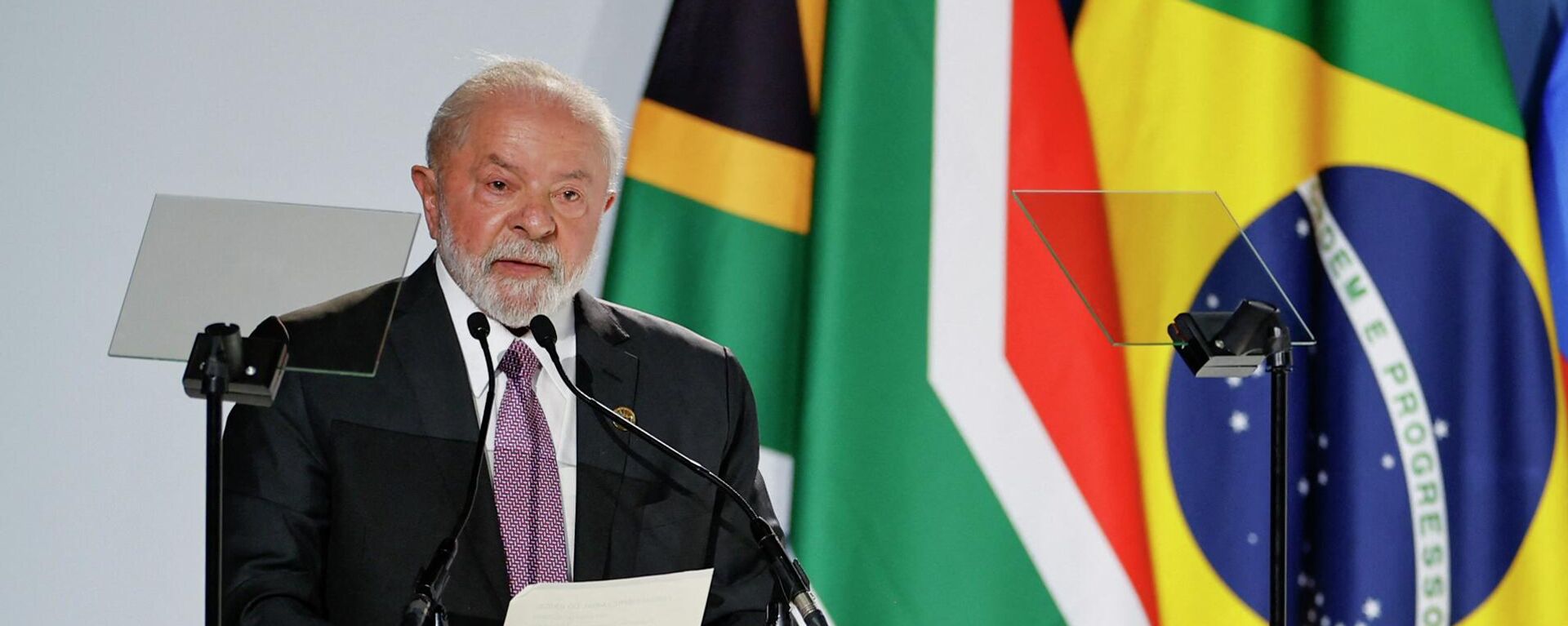 Luiz Inácio Lula da Silva, el presidente de Brasil, habla durante la Cumbre de los BRICS de 2023, el 22 de agosto de 2023. - Sputnik Mundo, 1920, 09.07.2024