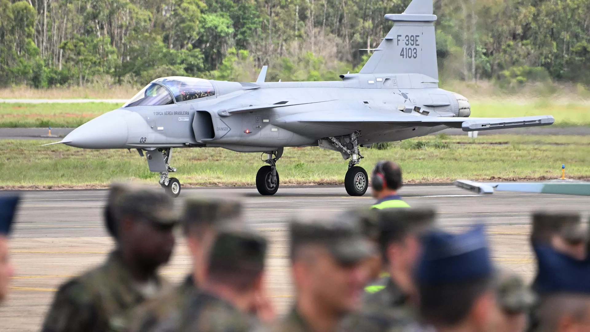 Caza Gripen F-39E de la Fuerza Aérea Brasileña en la base aérea de Anápolis, Brasil. Caza Gripen F-39E de la Fuerza Aérea Brasileña en la base aérea de Anápolis, Brasil. - Sputnik Mundo, 1920, 26.08.2023
