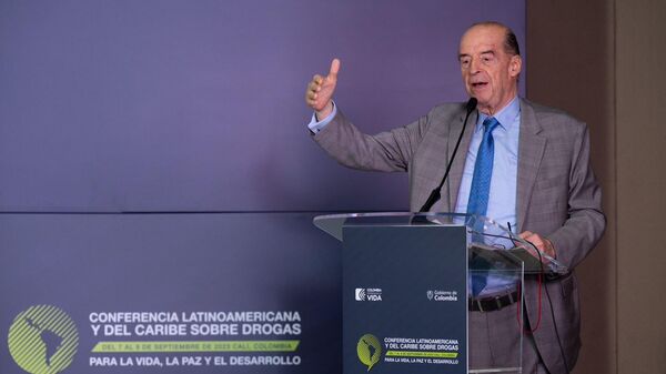 Canciller colombiano Álvaro Leyva - Sputnik Mundo
