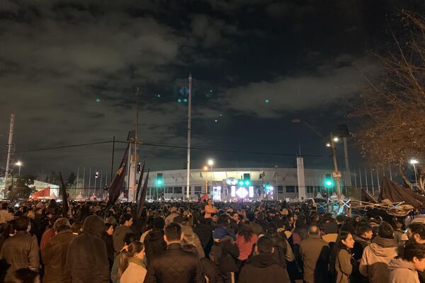 Homenaje a las víctimas de la dictadura de Pinochet en el Estadio Nacional en Santiago - Sputnik Mundo