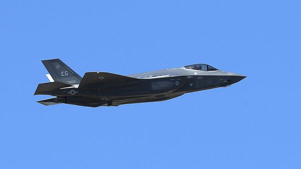 Un F35A de las Fuerzas Áereas de EEUU - Sputnik Mundo