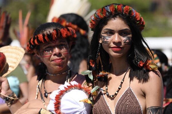 Las participantes la 3.ª Marcha de Mujeres Indígenas. - Sputnik Mundo