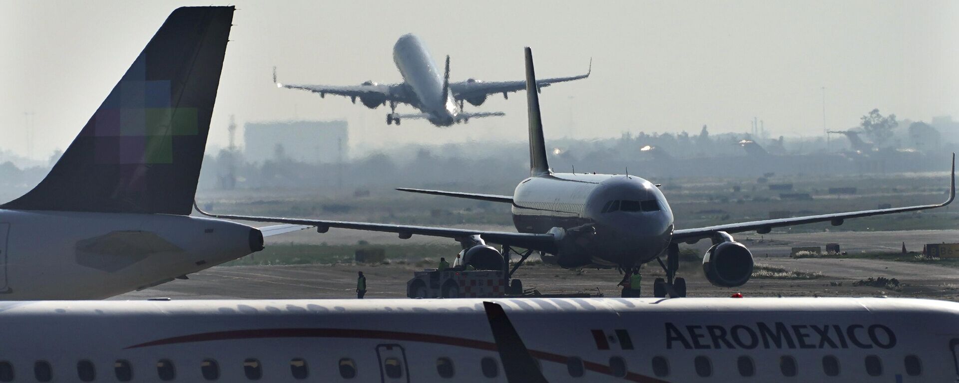 Imagen del Aeropuerto Internacional de la Ciudad de México (AICM), uno de los más importantes de México. - Sputnik Mundo, 1920, 14.09.2023