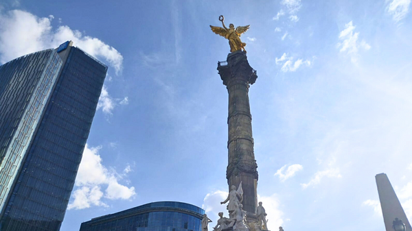  El Monumento a la Independencia, mejor conocido como el Ángel de la Independencia, está ubicado en la Ciudad de México. - Sputnik Mundo