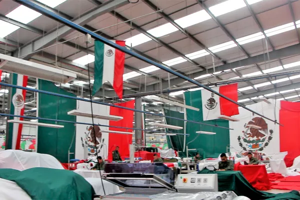 La Fábrica C, de la Dirección General de Fábricas de Vestuario y Equipo de la Secretaría de la Defensa Nacional de México (Sedena) La Fábrica C, de la Dirección General de Fábricas de Vestuario y Equipo de la Secretaría de la Defensa Nacional de México (Sedena) - Sputnik Mundo