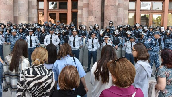 Protestas en Armenia  - Sputnik Mundo