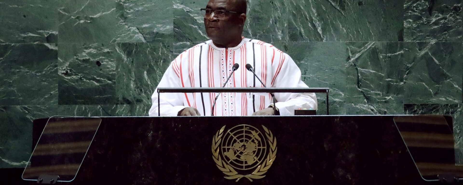 Bassolma Bazie, ministro de Estado de Burkina Faso, durante el debate general del 78° período de sesiones de la Asamblea General de las Naciones Unidas - Sputnik Mundo, 1920, 25.09.2023