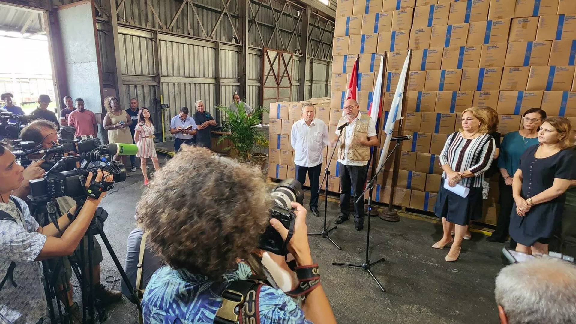 Rusia dona a Cuba 650 toneladas de aceite vegetal a través de PMA Rusia dona a Cuba 650 toneladas de aceite vegetal a través de PMA - Sputnik Mundo, 1920, 27.09.2023