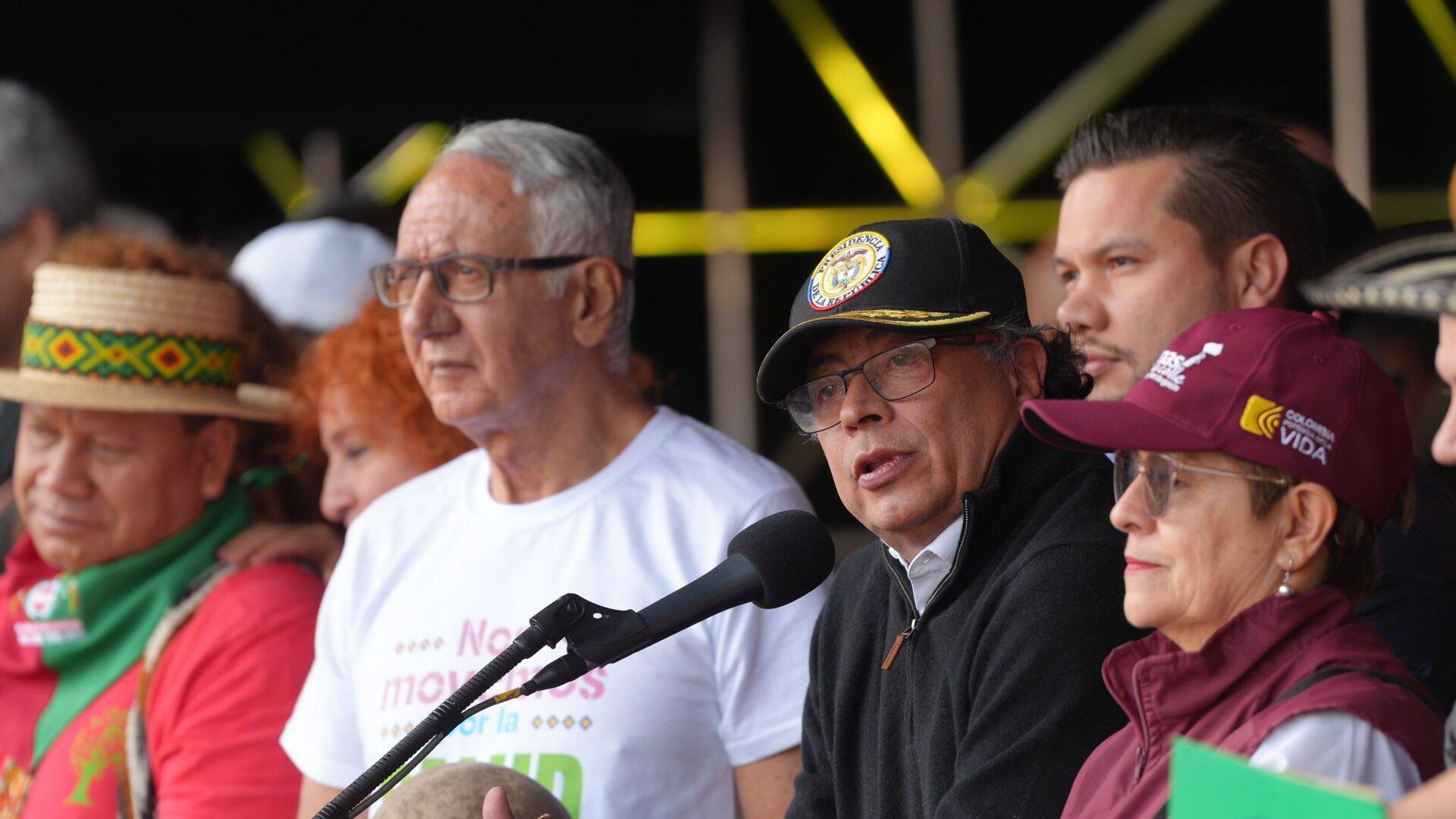 El presidente colombiano, Gustavo Petro, hablando al público el 27 de septiembre El presidente colombiano, Gustavo Petro, hablando al público el 27 de septiembre - Sputnik Mundo, 1920, 27.09.2023