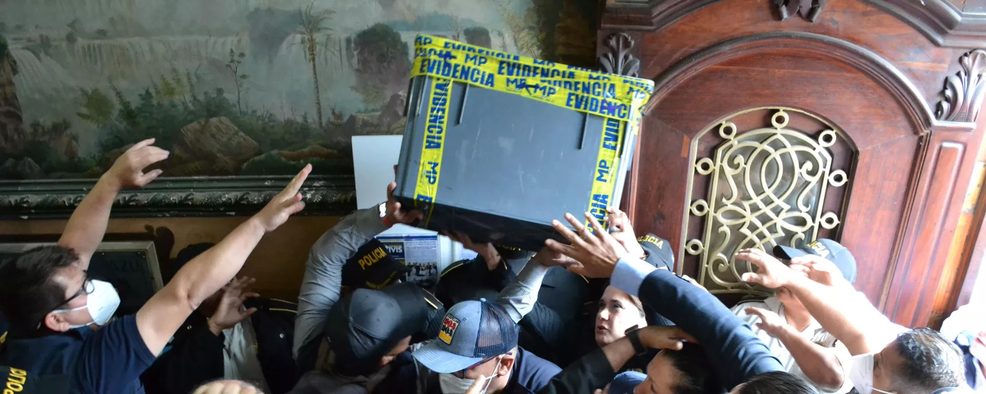 Retiro de actas electorales por operación del Ministerio Público en Guatemala - Sputnik Mundo, 1920, 30.09.2023